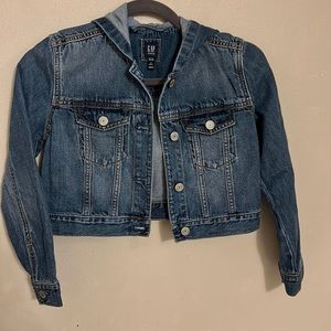 GAP jean jacket with hoodie. GUC Girls Size: M Regular